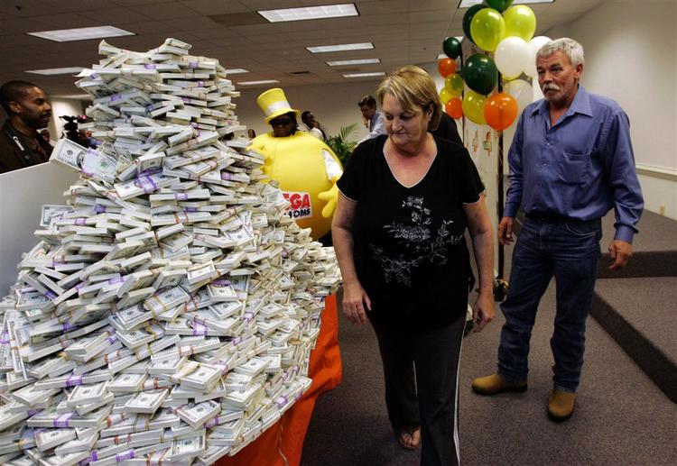 Et amerikansk par har vundet 1,5 millioner dollar i Supercash lotto, efter at de brugte en hjemmebrygget formel til at vælge tallene. Arkivfoto 