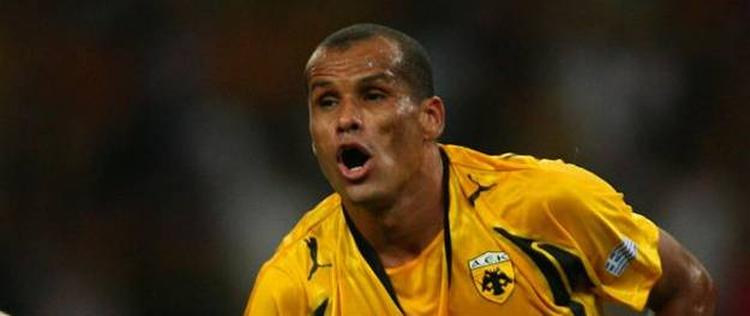 Rivaldo ser ud til at skulle score kassen i karrierens efterår. 