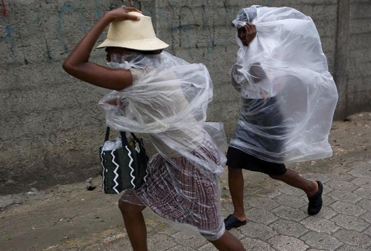 I går ramte orkanen Gustav Haiti, hvor den dræbte mindst fem mennesker. 