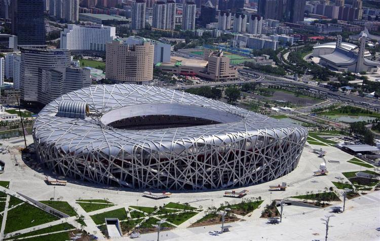 Selskabet, som vil opføre multihallen i Ørestaden, samarbejder blandt andet med folk, som har været med til at opføre den olympiske arena 'Fuglereden' i Beijing. 
