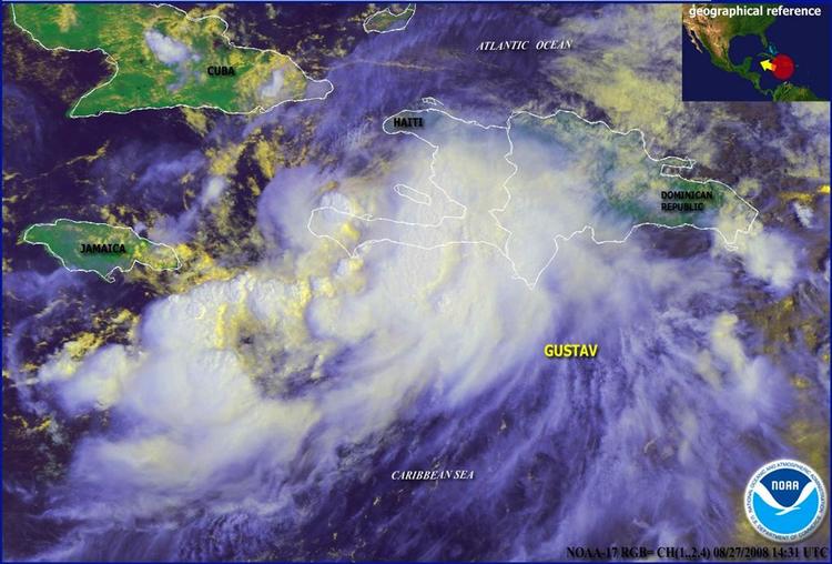 Satellitfoto fra sent onsdag viser den tropiske storm Gustavs kurs. 