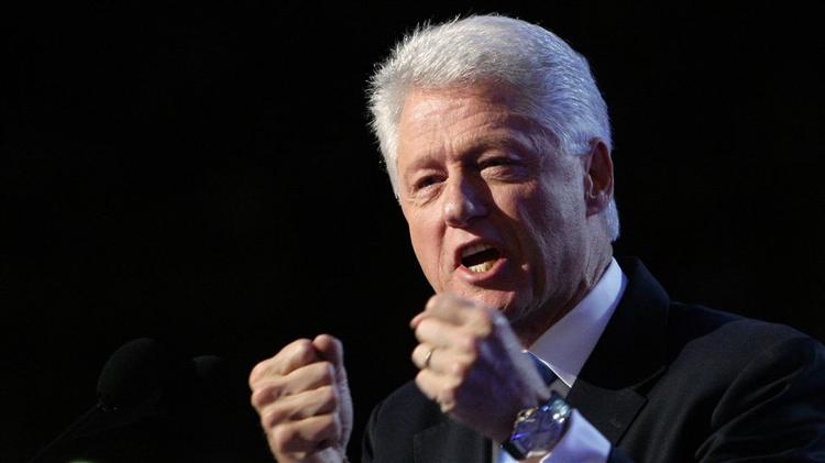 Bill Clinton støtter nu helhjertet Barack Obama i en tale på Demokraternes konvent. 