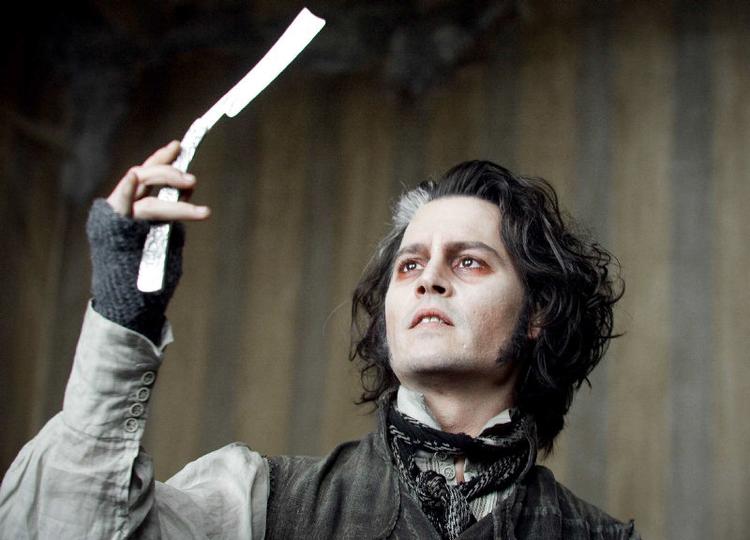 Johnny Depp i rollen som morderisk barber fik en blandet modtagelse hos tilskuerne i Kløvermarken under årets sidste Zulu Sommerbio. Aftenens film var Sweenie Todd - den djævelske barber fra Fleet Street. 