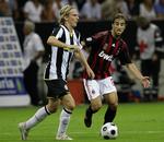 Christian Poulsen (til venstre) var med i CL for Sevilla i sidste sæson. I år er han med for Juventus. 