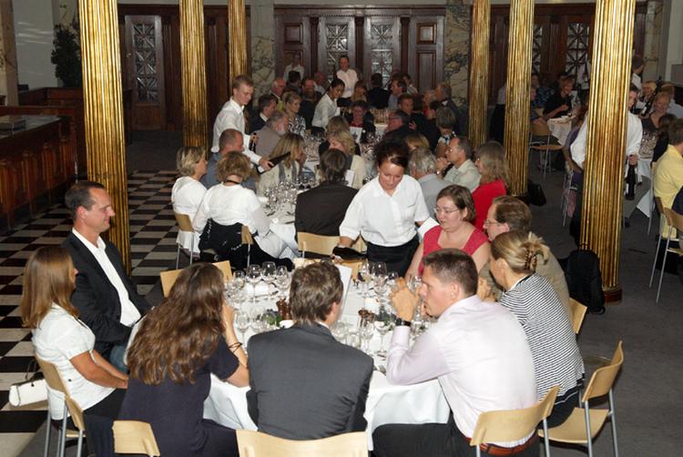 Gæsterne havde taget det pæne skrud på til gallamiddag under Copenhagen Cooking. 