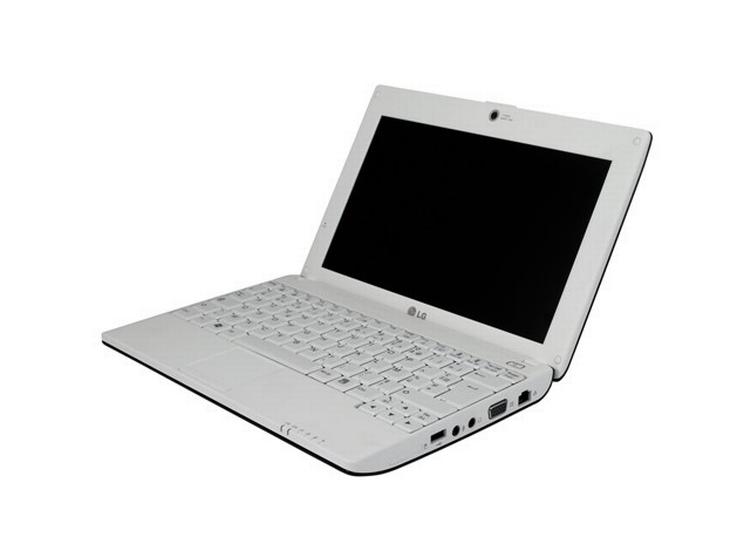Den nye netbook X110 fra LG vejer godt et kilo og fylder kun 31,5 cm i bredden samt 19 cm i dybden. Foto: LG 