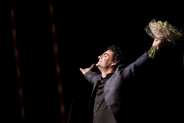 Rolando Villazón blev hyldet som en popstjerne, da han gav koncert i Tivolis Koncertsal. 