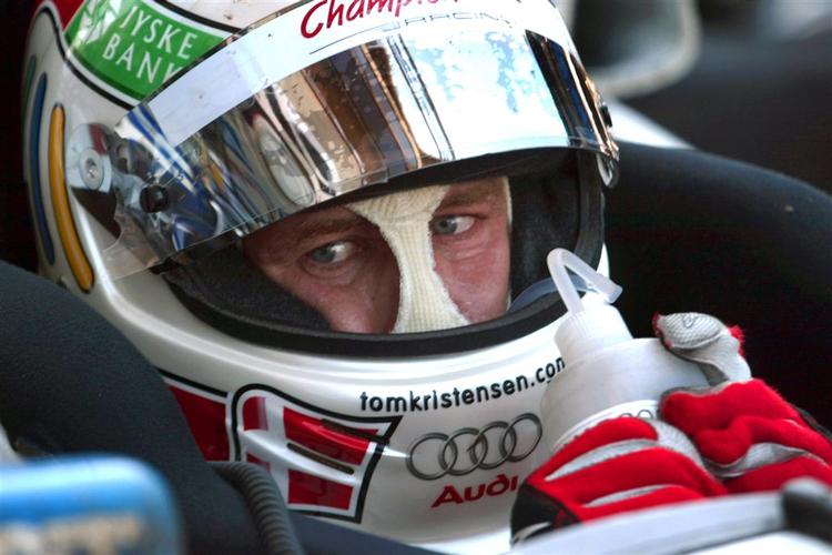 Tom Kristensen fanget i sin Audi under Le Mans i 2006. 