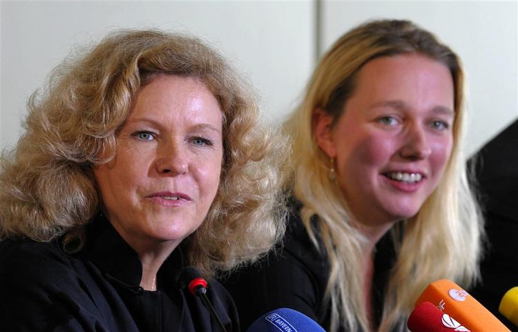 Eva Wagner-Pasquier (tv) og Katarina Wagner mødtes med pressen i Beyreuth i dag. 