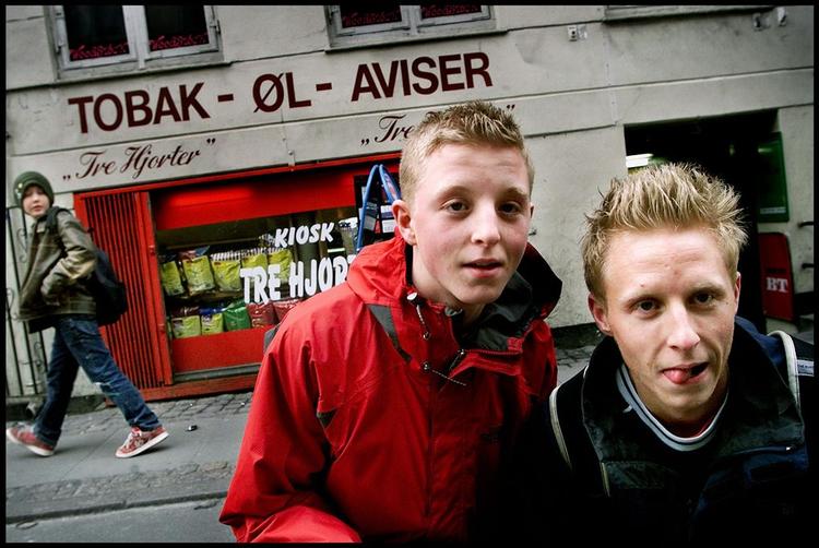 Nærbutikker er usikre over for unge rygere. Det kan billed-id gøre op med. 