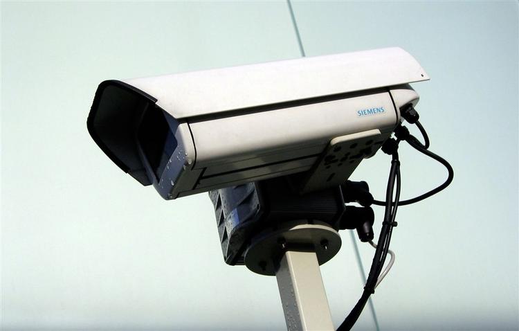 Overvågning og udveksling af personfølsomme oplysninger er blevet alt for omfattende, mener Datatilsynet, som flere gange har givet forslag om fælles EU-regler kritiske kommentarer med på vejen. 
