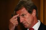 Frankrigs udenrigsminister Bernard Kouchner skal diskutere EUs forhold tilo Georgien og Rusland med sine ministerkolleger. 