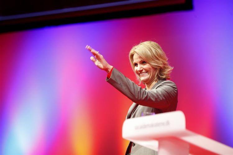 Socialdemokraternes formand, Helle Thorning-Schmidt, åbnede i dag partiets kongres i Aalborg med en opfordring til de radikale. 