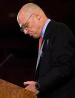 USAs finansminister Hank Paulson vil undgå en decideret nedsmeltning på det amerikanske boligmarked. 