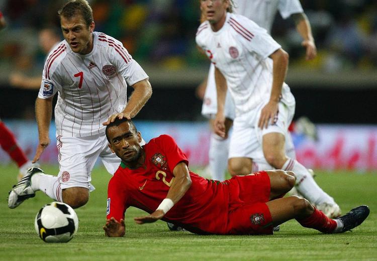 På grund af en kommunikations-bommerthandlede dagens aviser om den danske boykot i stedet for den flotte sejr over Portugal. 
