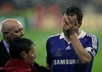 Den ulykkelige Chelsea-anfører, John Terry, må indse, at kampen ikke blev vundet, da han brændte et afgørende straffe. 