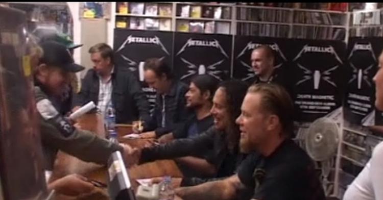 Metallicas nye album hedder 'Death Magnetic', og torsdag nat i Vestergade cementerede det legendariske heavyrockband endnu engang bandets magnetiske tiltrækningskraft. 