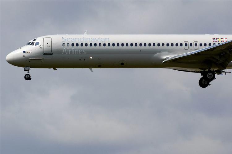 SAS kan være på vej på tyske hænder. Ifølge nyhedsbureauet Reuters overvejer Lufthansa at købe SAS. 