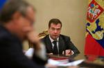 Den russiske præsident, Dmitri Medvedev - her under et tidligere møde i Kreml - vil ikke lade et kommende georgisk medlemskab af Nato hindre et nødvendigt angreb på Georgien i fremtiden. 