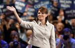 Se godt på denne kvinde - Sarah Palin danner mode (arkivfoto). 