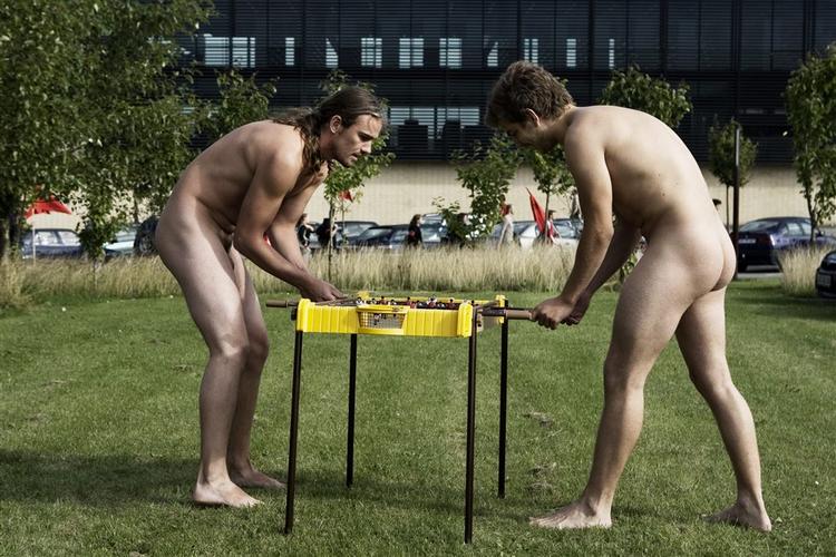 Det rigtige bord og de rigtige modstandere er en forudsætningen for at få et godt spil bordfodbold i København. Arkivfoto. 