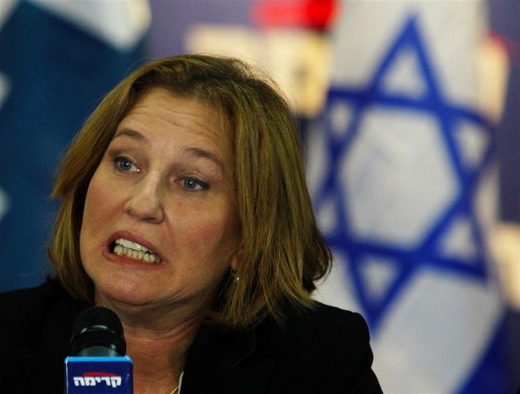 Tzipi Livni er blevet valgt til ny leder af det israelske regeringsparti i stedet for Ehud Olmert, som har måttet trække sig som følge af flere sager om korruption. 