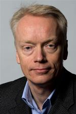 Kurt Westergaard burde ikke udtale sig i politisk sammenhæng, mener Jørn Mikkelsen. 