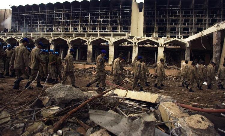 Bomben, der ramte hotel Maryatt i Pakistans hovedstad var meget kraftig. 