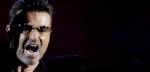 Sangeren George Michael fik en mild straf, da han blev taget med stoffer på sig. 