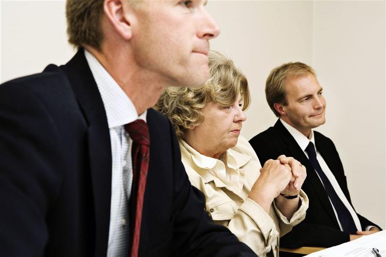 Birthe Rønn Hornbech (V) var flankeret af Dansk Follkepartis Kristian Thulesen Dahl og Peter Skaarup under dagens pressemøde. 