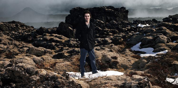 Mike Sheridan har talent til op over begge ørerne, mener de danske anmeldere. 