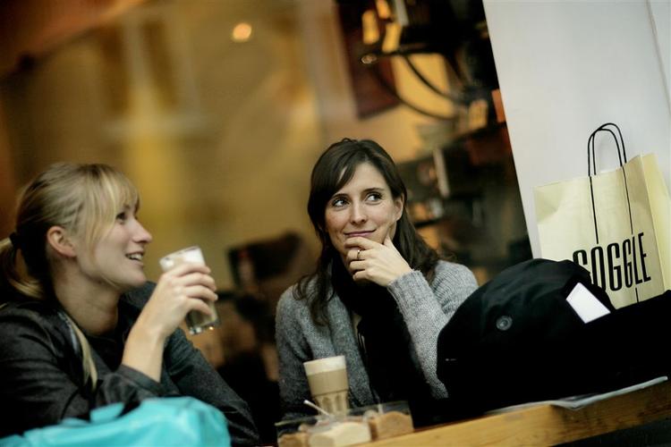 Byen byder på masser af muligheder for frokost med kig til gaden, som her på Kaffeplantagen på Nørrebro. 
