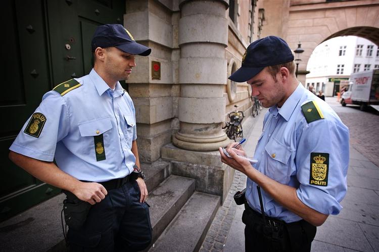 De erfarne betjente er ved at blive en mangelvare på gaden. Til gengæld kommer der flere politielever i tjenesten. Arkivfoto. 