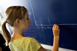 Statsministeren vil have de hårde skel mellem skole, SFO og fritid brudt op - men står dog ikke klar med lovgivning. Arkivfoto 