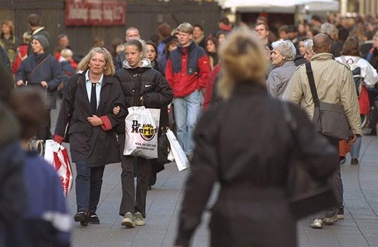 A new bank rescue package is reported to be on the way in order to loosen bank purse strings and avoid unemployment. 