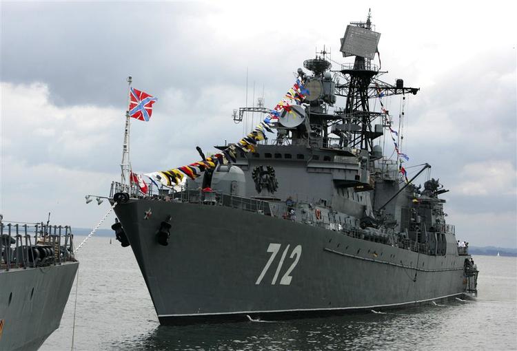 Det russiske krigsskib  'Neustrashimy' (Frygtløs, red.) er sendt afsted for at tage kampen op mod piraterne, der har kapret et ukrainsk skib. Arkivfoto. 