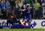 Ruud van Nistelrooy scorede i overtiden mod Betis og sikrede Real Madrid en snæver sejr. 