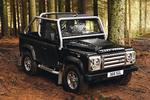 Land Rover Defender SVX - jubilæumsmodel med lidt ekstra pynt, men det er stadig en rå sag. 