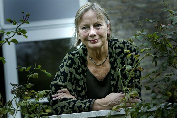 Tine Bryld stopper med at være på 'Tværs' 