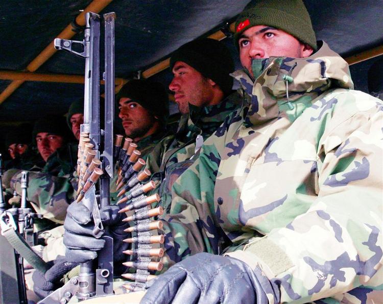 Tyrkiet har jævnligt kæmpet med PKK-oprørere. Billedet er fra en tidligere aktion, hvor tyrkiske kommandosoldater vender hjem efter en aktion i den nordirakiske by Cukurca. 