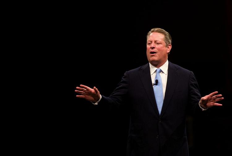 USA's tidligere vicepræsident Al Gore er blandt de modtagere af Nobels fredspris, som ifølge en ny norsk bog ikke burde have haft den. 