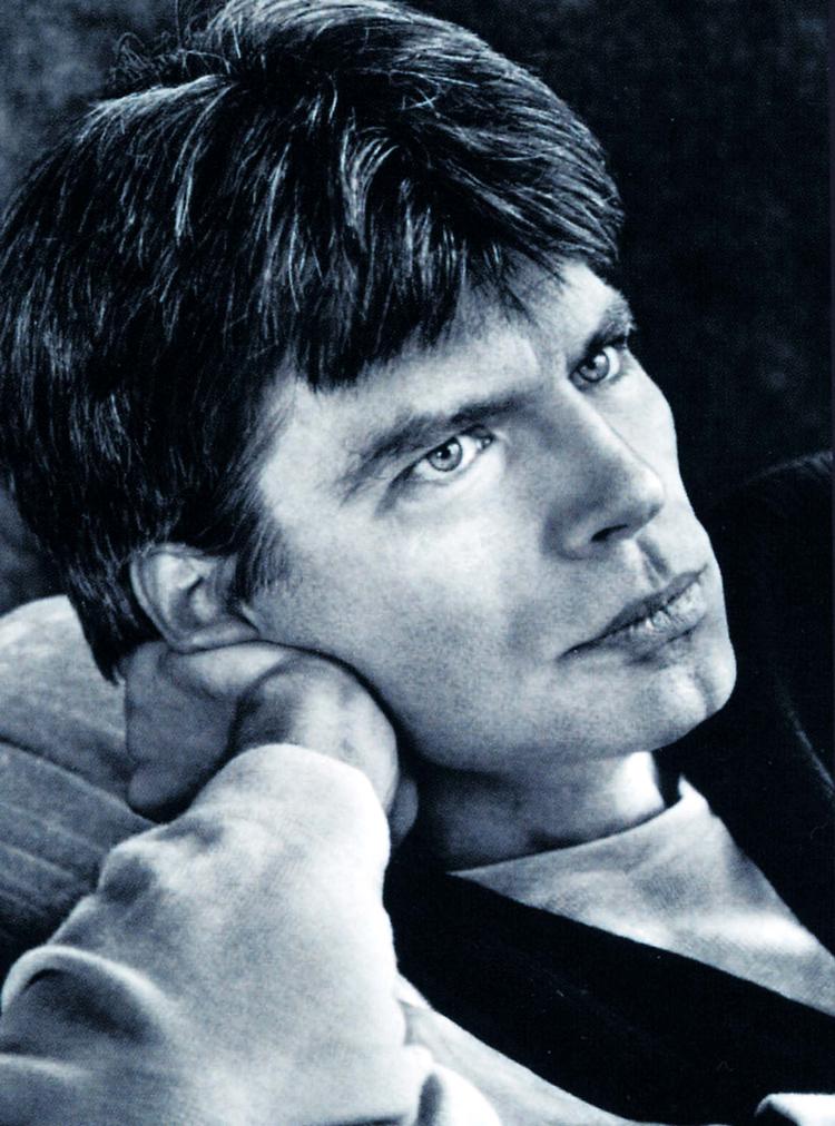 Richard Powers (f. 1957) er ikke bange for at udfordre læseren intellektuelt.  Foto: PR-foto/ Forlaget Per Kofod 