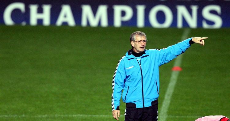 Bruce Rioch slutter med en kamp i Champions League. 