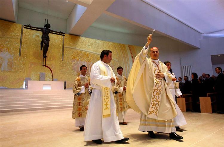 Portugals katolske kirke har blandet sig meget aktivt i debatten om homo-ægteskaber. Arkivfoto. 