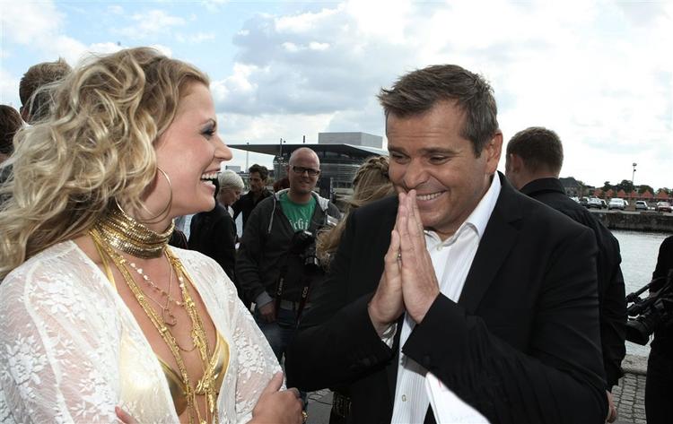 På billedet ses tv-værten Hans Pilgaard og hans dansepartner Mie Moltke. De måtte i aften vinke farvel til dansegulvet. Arkivfoto. 