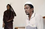 Et forældrepar er i venteposition - vil deres datter blive henrettet, fordi en baby døde under hendes opsyn? Saudi-Arabien henretter flere og flere mennesker. 