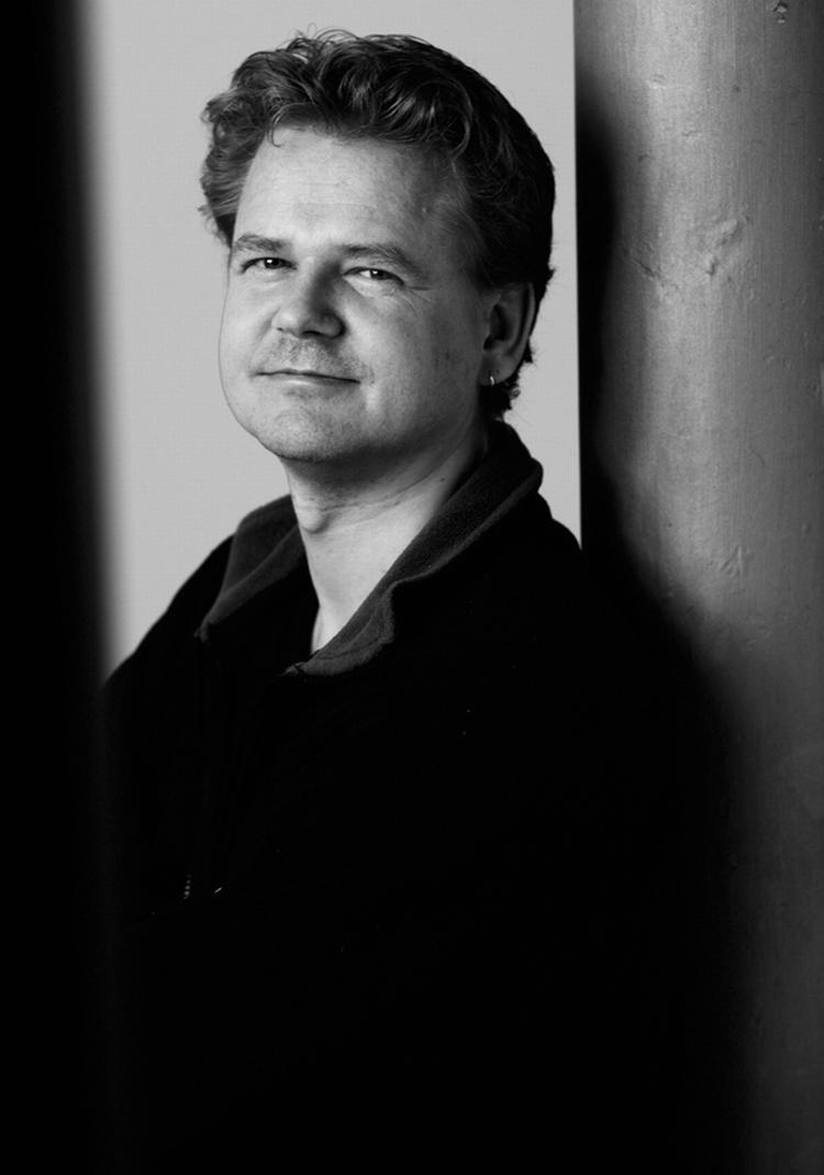 Kim Leine holder standarden fra den overbevisende debut, Kalak. Foto: Morten Holtum/Gyldendal 