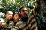 John Turturro,  Tim Blake Nelson og George Clooney i hvilken Coenfilm fra 2000? Foto fra filmen 
