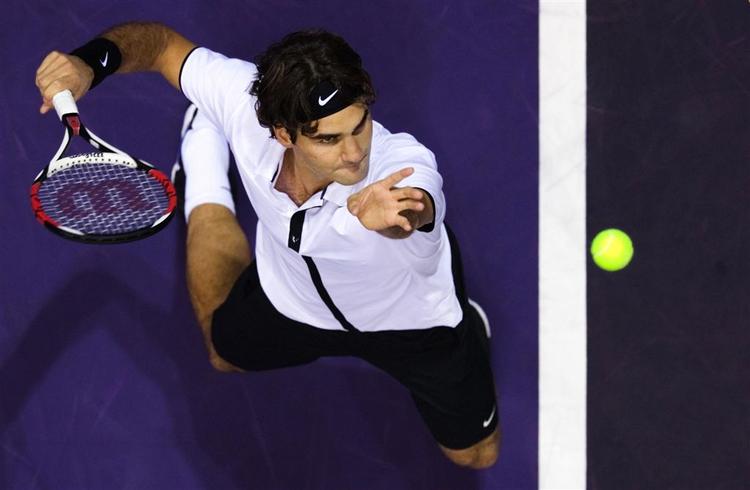 Roger Federer slog Radek Stepanek med 6-3, 7-6 og sikrede sig således endnu en rekord. 
