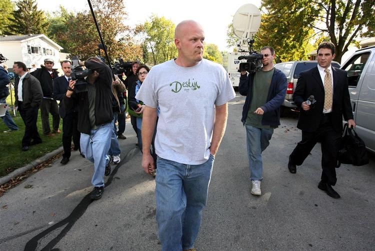 I disse dage har Joe Wurzelbacher pressen i hælene, lige så snart han bevæger sig uden for sin dør i Holland, Ohio. 